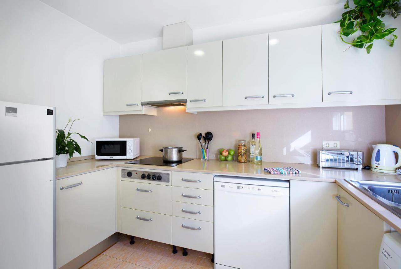 Apartamentos Calvet Barcelona Eksteriør bilde