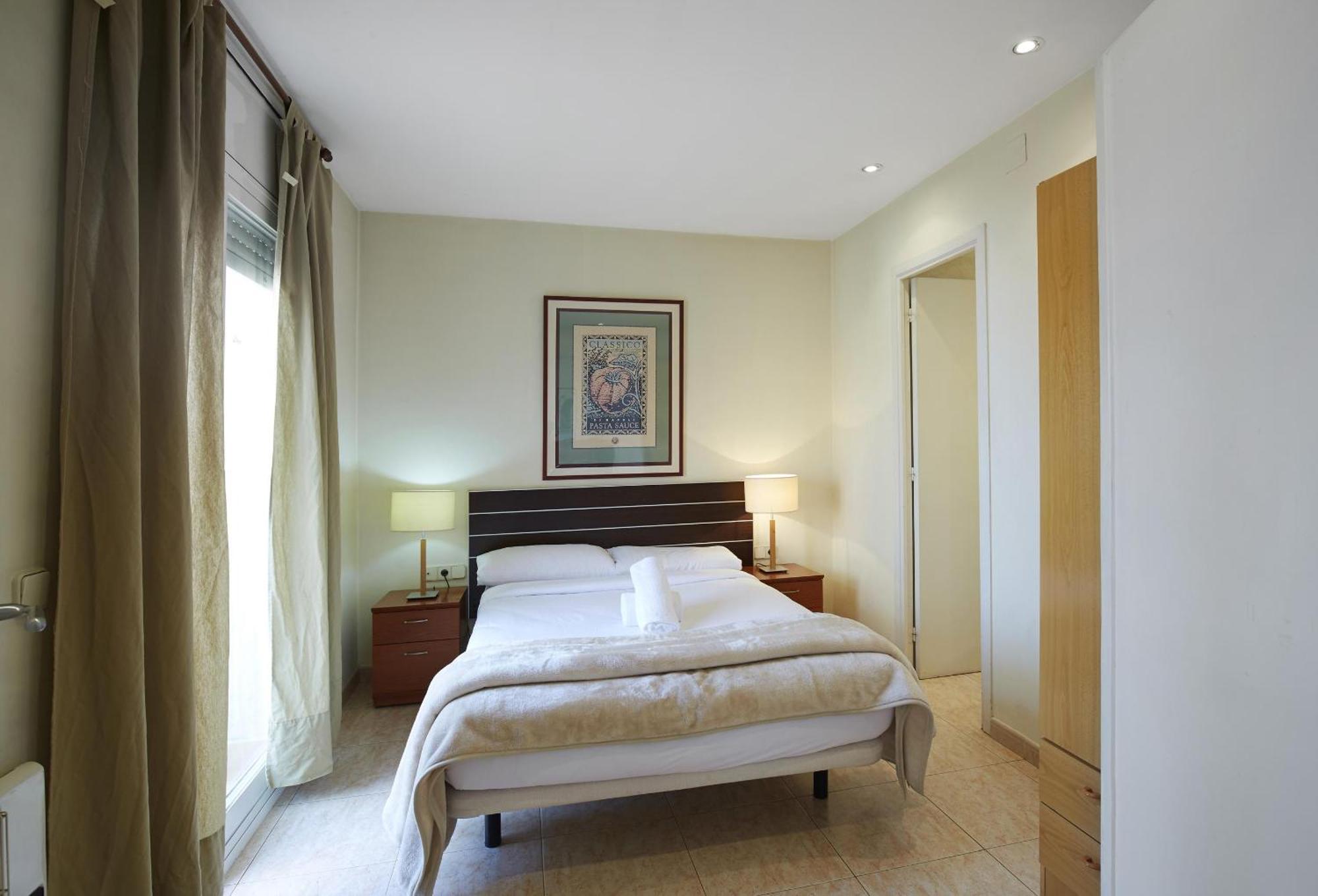 Apartamentos Calvet Barcelona Eksteriør bilde