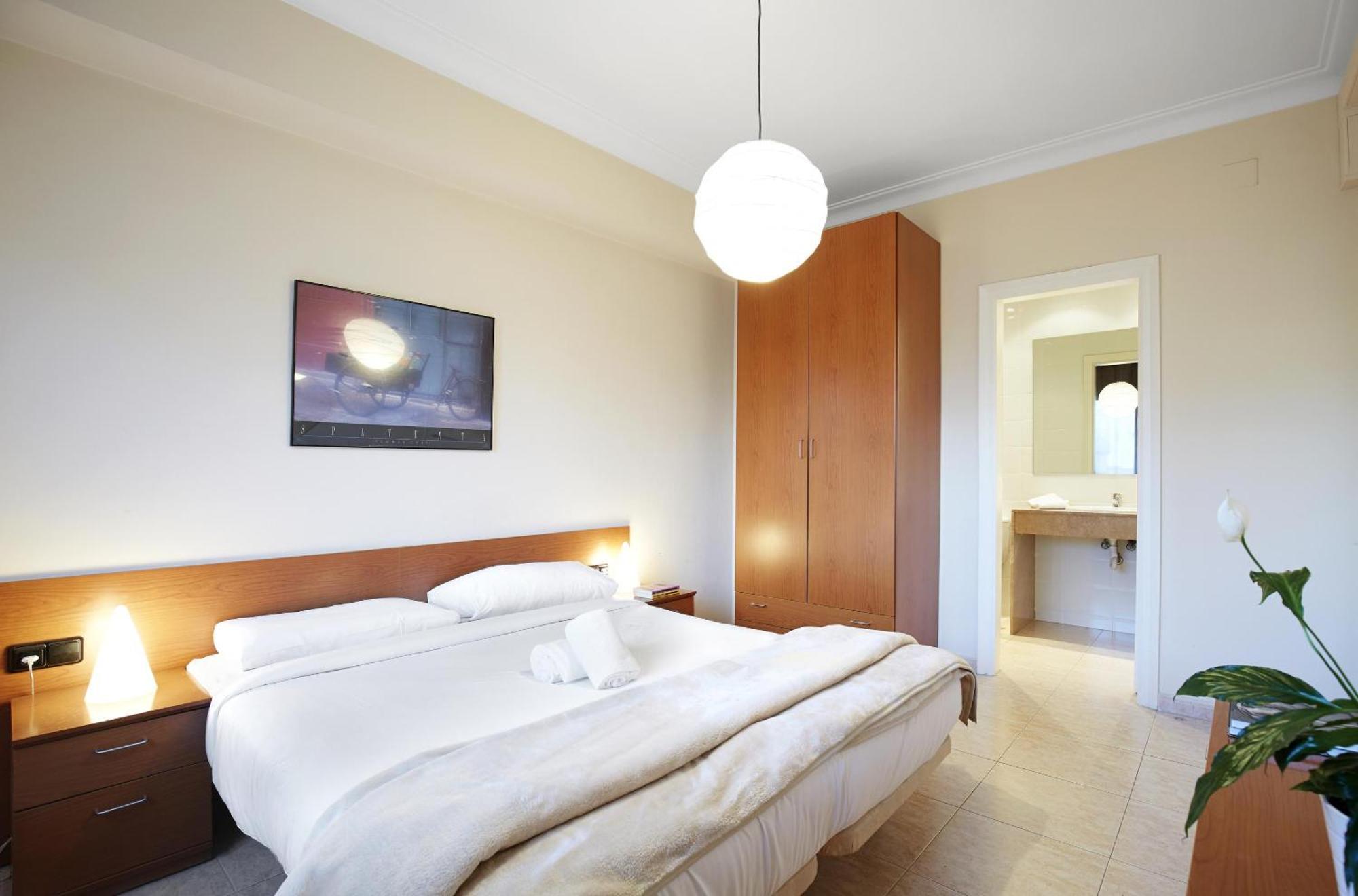 Apartamentos Calvet Barcelona Eksteriør bilde