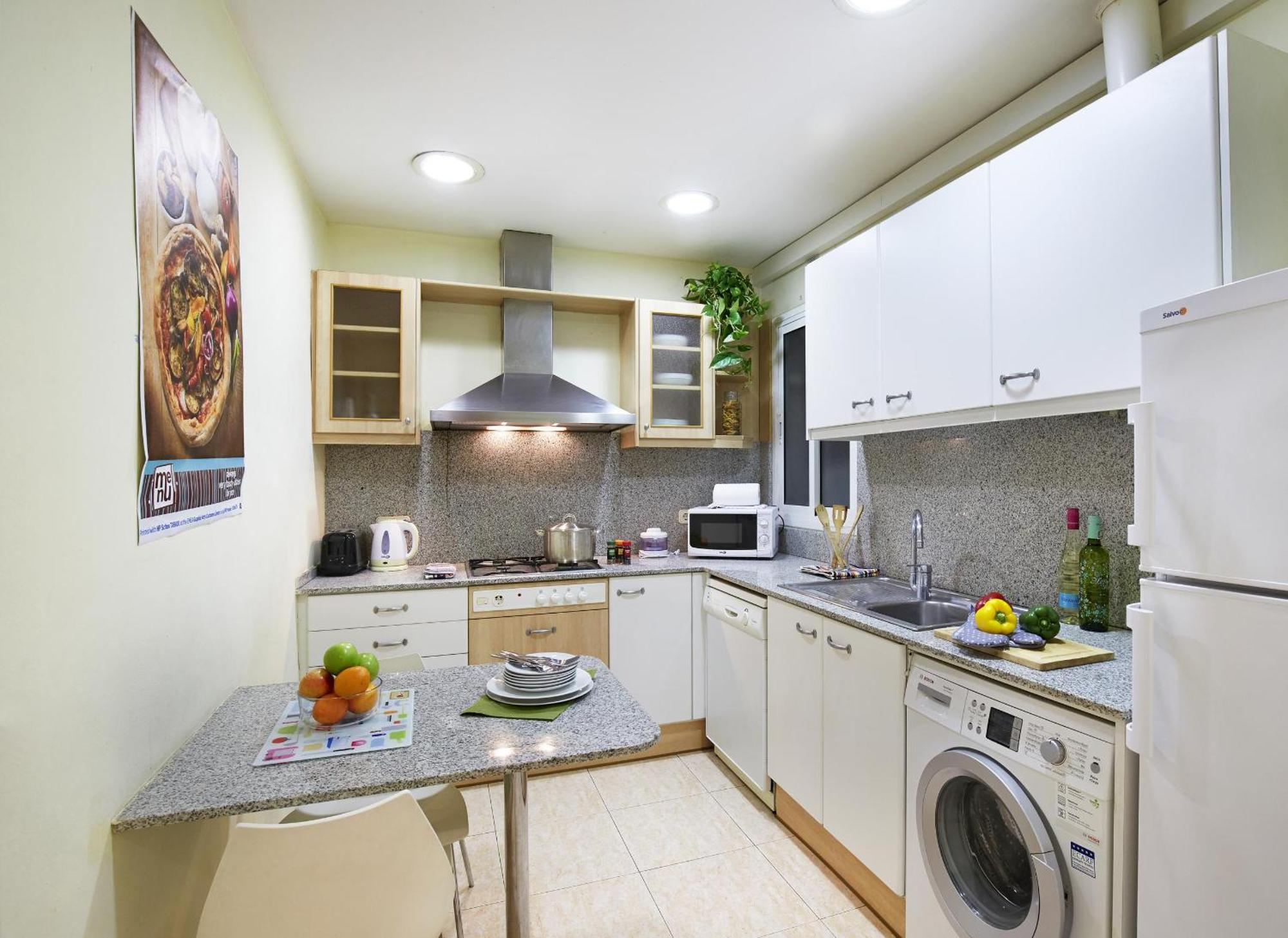 Apartamentos Calvet Barcelona Eksteriør bilde